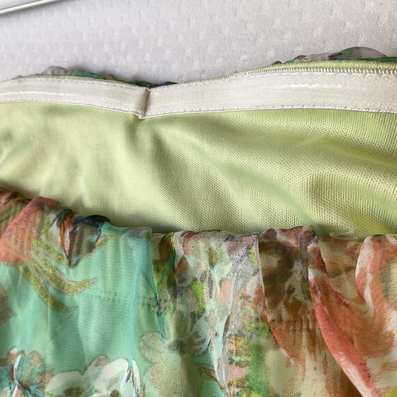 City Studio Women Dress M Green Floral Strapless Fit & Flare Hi-Low Chiffon Knee - Picture 10 of 11